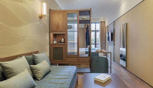 Superior Triple Room
