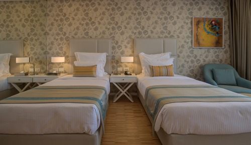 Twin Superior Bay Room