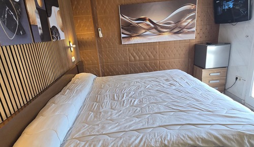 Double Room, Balcony