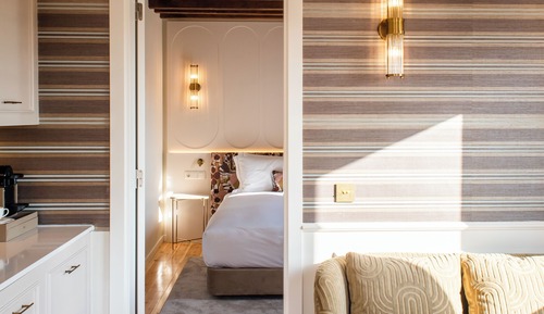 Premium Room, City View