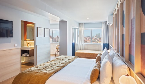 Triple Room