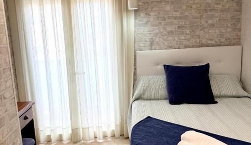 Single Room, Balcony, City View