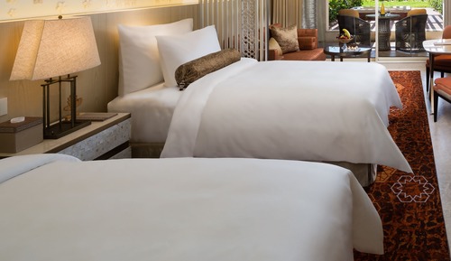 Signature Room, 2 Twin Beds, Jetted Tub, Resort View