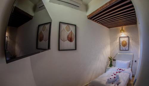 Deluxe Single Room