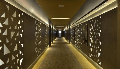 Junior Suite Club Floor