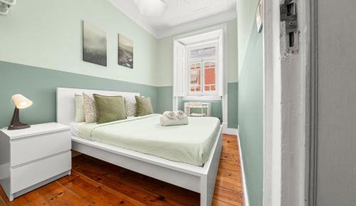Double Room with Shared Bathroom