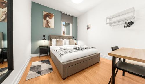 Double Room with Shared Bathroom