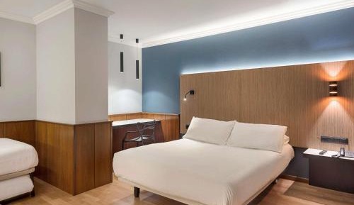 Standard Triple Room with Parking Included