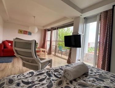 Apartment with Garden View