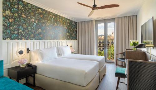 Deluxe Double or Twin Room with Balcony