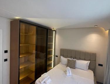 Apartment with City View