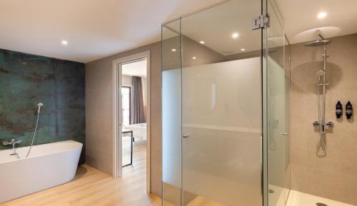 Deluxe Family Suite