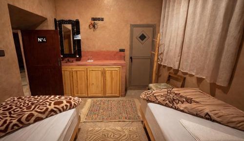 Twin Room with Private Bathroom