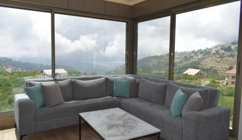 Triple Room with View