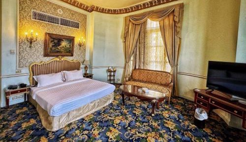 Golden Junior Suite Direct Sea View