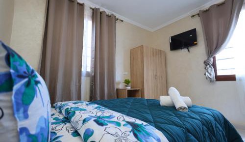 Double Room with Mountain View