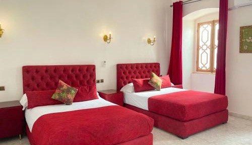 Deluxe Family Room