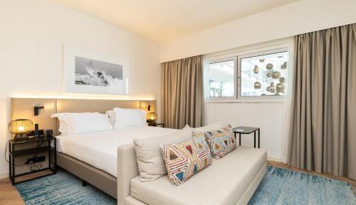 Premium Twin Room with Interior View