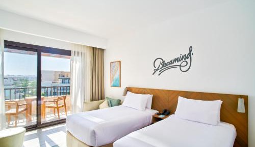 Premier Room Lagoon View