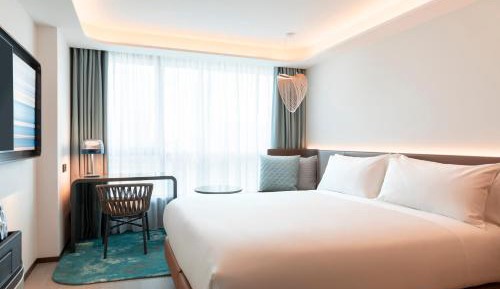 Standard King Room