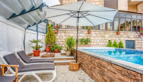 One-Bedroom Apartment with Sea View and Terrace