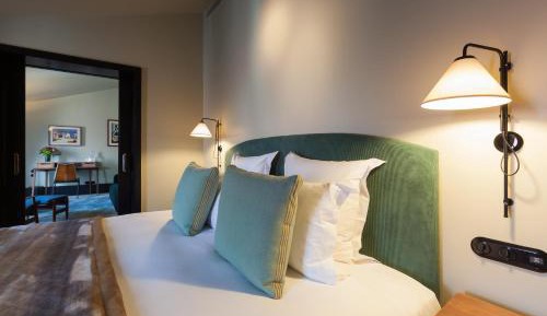 Suite with City View