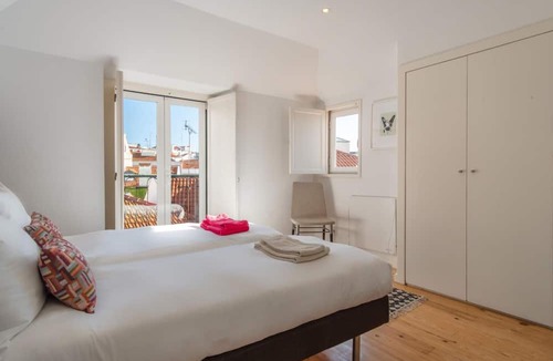 Sao Bento Apartment | LV Premier P Real PI1 Central River Views Terrace