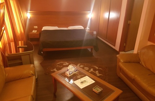 Jdeideh Hotel | Green Hill Hotel