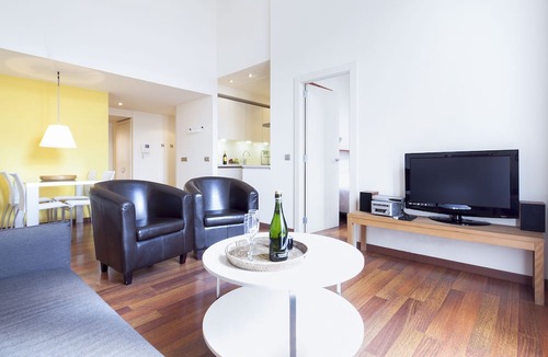 Sant Pere Hotel | Inside Barcelona Apartments Mercat