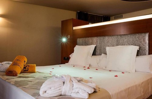 Casco Antiguo Hotel | Hotel Sancho Abarca Petit SPA