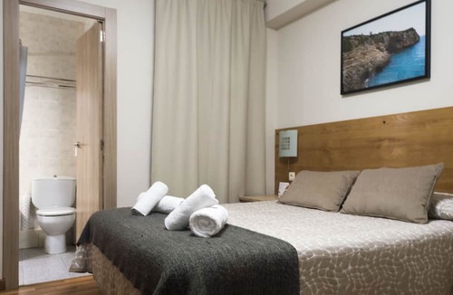 Sant Gervasi Hotel | Hostal Alogar