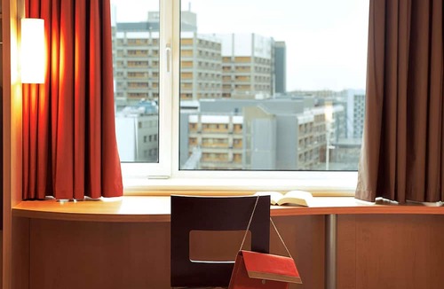 Santa Coloma de Gramenet Hotel | ibis Barcelona Santa Coloma