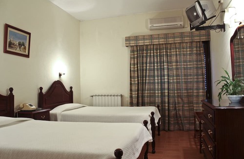 Praia de Faro Hotel | Hotel Aeromar