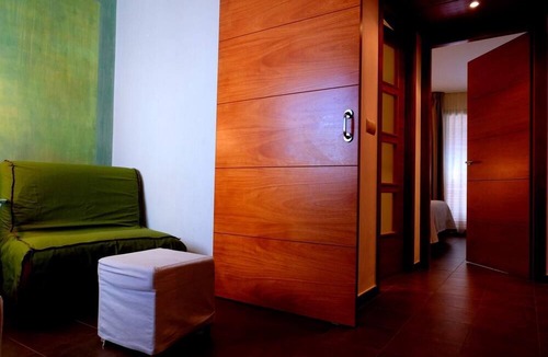 Roses Town Center Hotel | Hotel Carmen