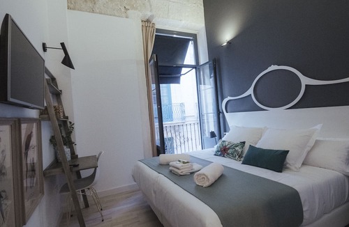 Barri Vell - Santa Creu Hotel | Hotel Boutique Alicante Palacete S.XVII - Adults Only