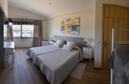 Cabanes Hotel | Cortijo Cal Rajoler