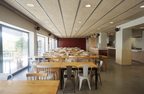 Les Corts Hostel | Barcelona Pere Tarrés Hostel