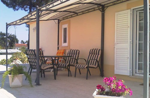 Quinta Do Conde House | Small pine forest Villa Sesimbra