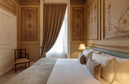 Lisbon Old Town Hotel | Dear Lisbon -Valmor Palace