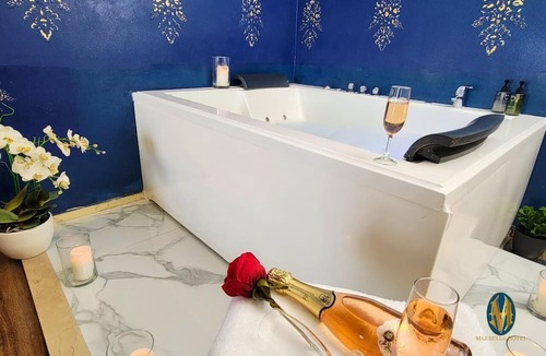 Jounieh Hotel | Marbella Hotel