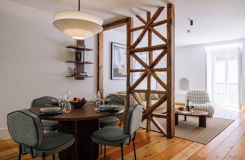 Encarnacao House | Ando Living - Flores 25 House
