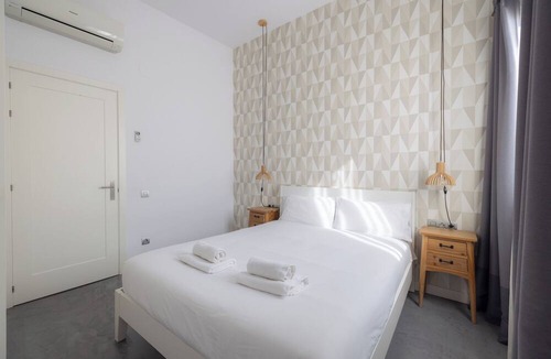 Gracia Apartment | Stay U-nique Apartments at Av. Republica Argentina