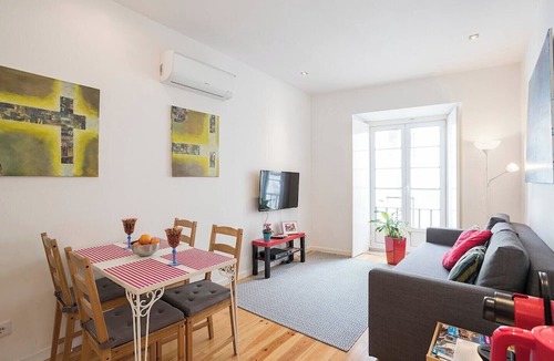 Encarnacao Apartment | Cozy city center
