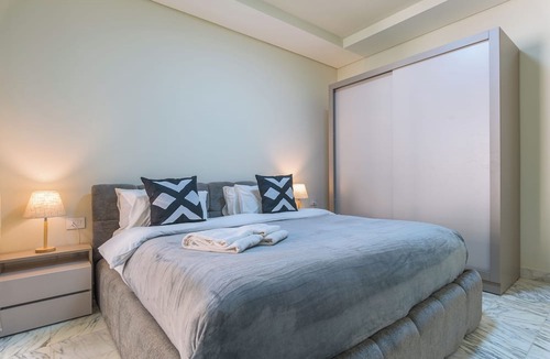 Hamra Apartment | Crest - 3 Bedroom Apartment in Hamra