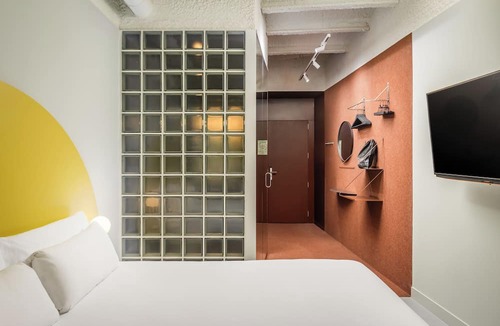 El Guinardo Hotel | BYPILLOW Flamant