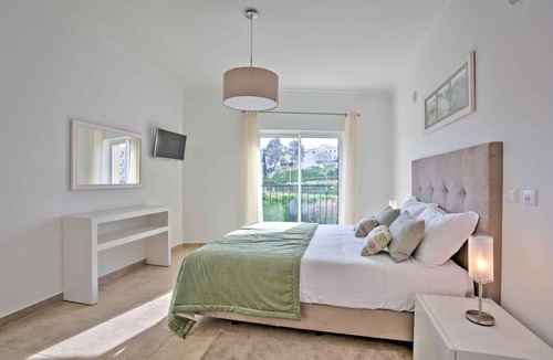 Funchal Apartment | Lagos Palm Tree 1 With Pool by Homing