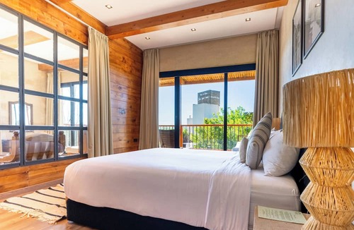 Ain Chkef Hotel | Bio et bois - Luxury Bio farm