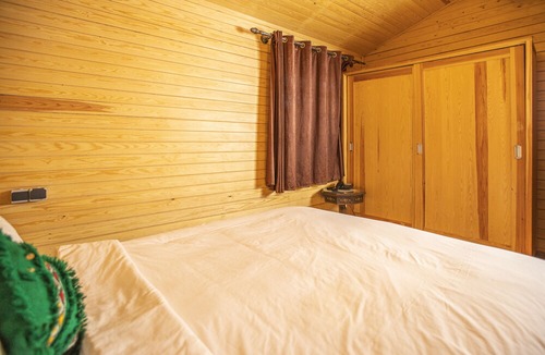 Mouha ou Hammou Zayani Apartment | Bungalow Ajdir