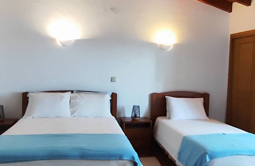 Barracao House | Nave Redonda do Cerro