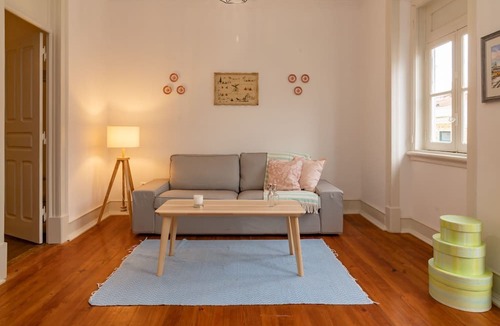 Penha de Franca Apartment | Anjos' City Escape by LovelyStay - 3